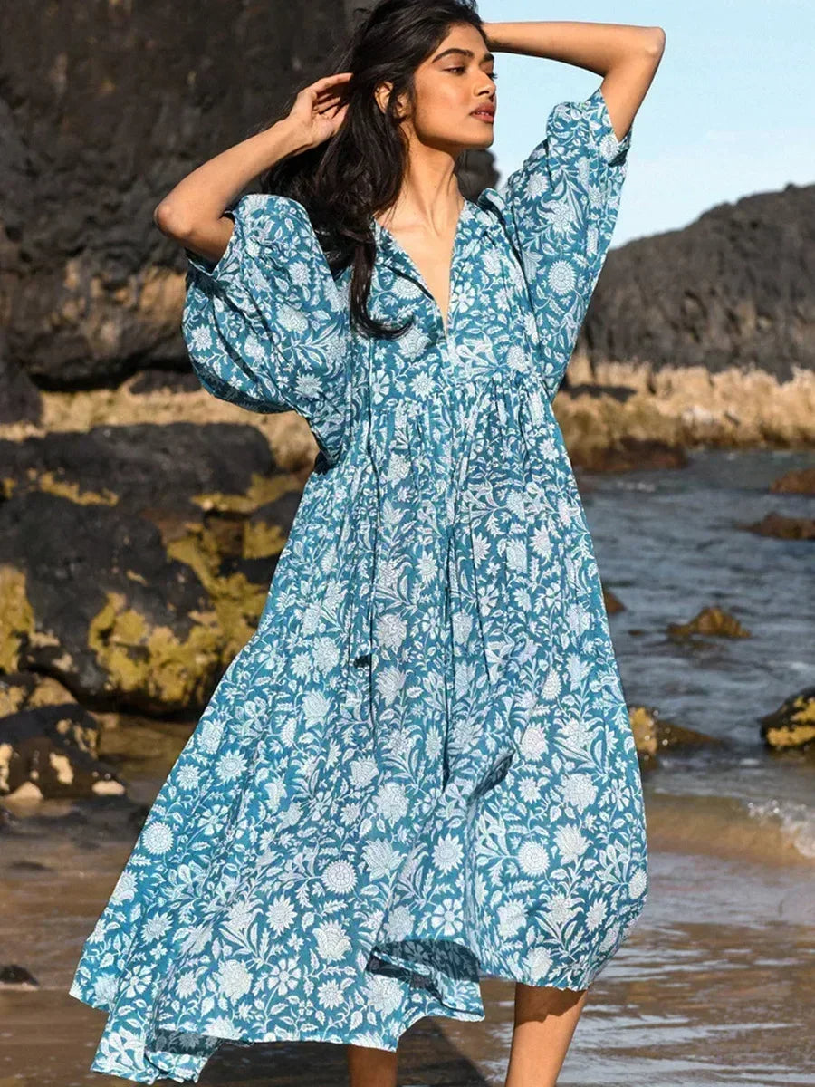 Classic Vintage & Enduringly Stylish Dress
