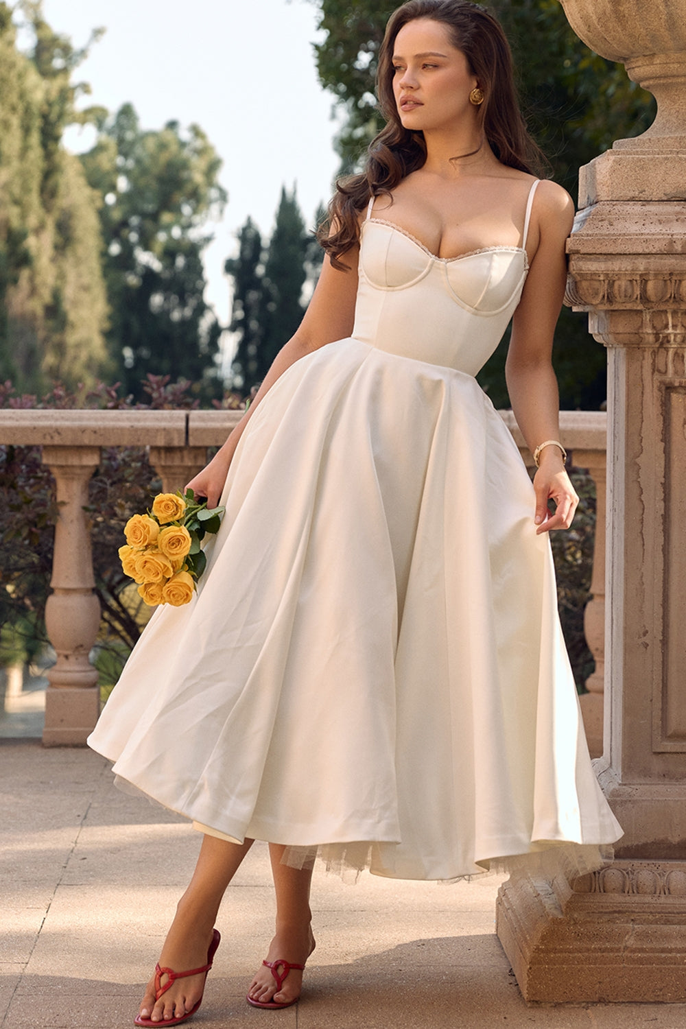 Classic Vintage Dress with a Flattering Fit