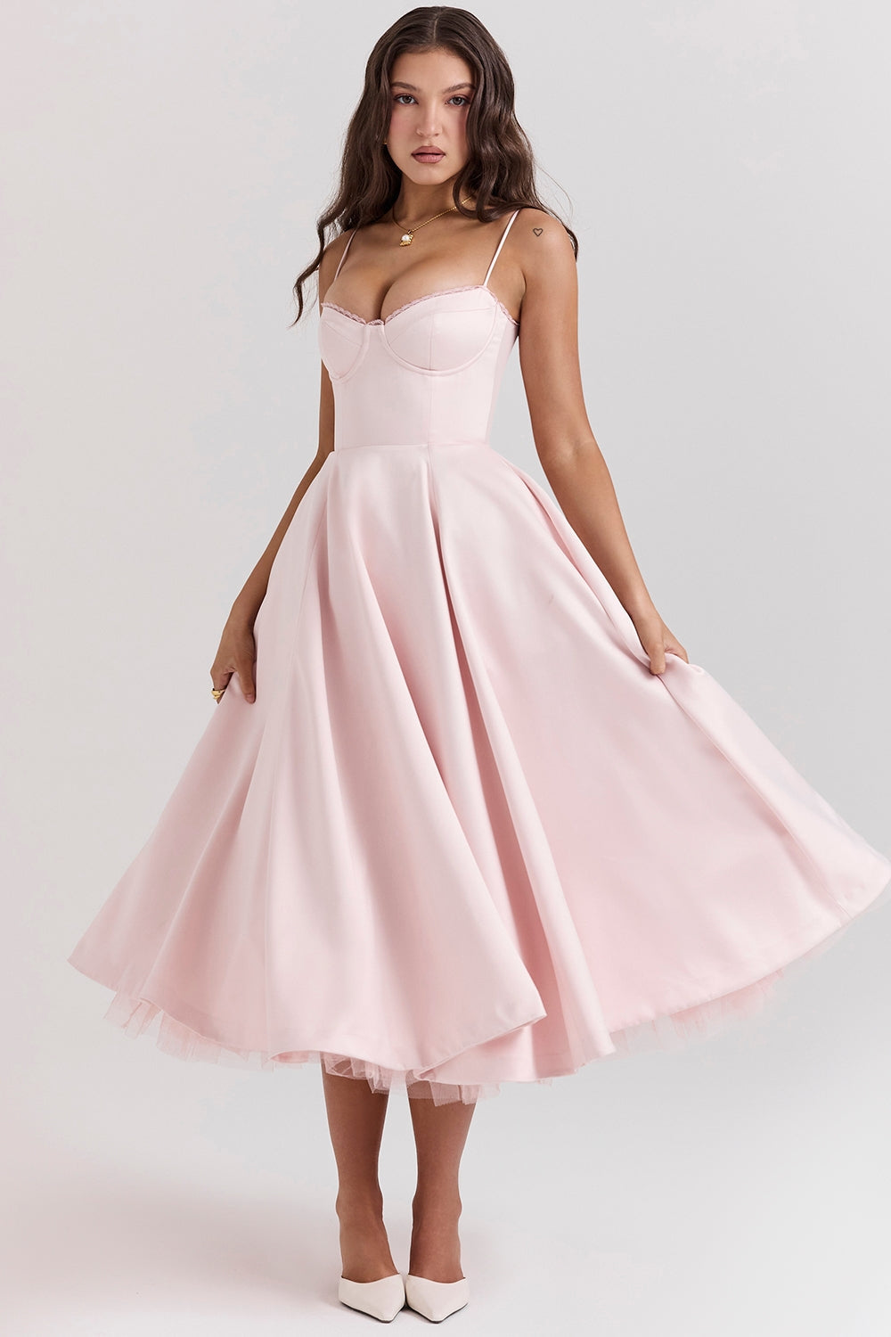 Classic Vintage Dress with a Flattering Fit