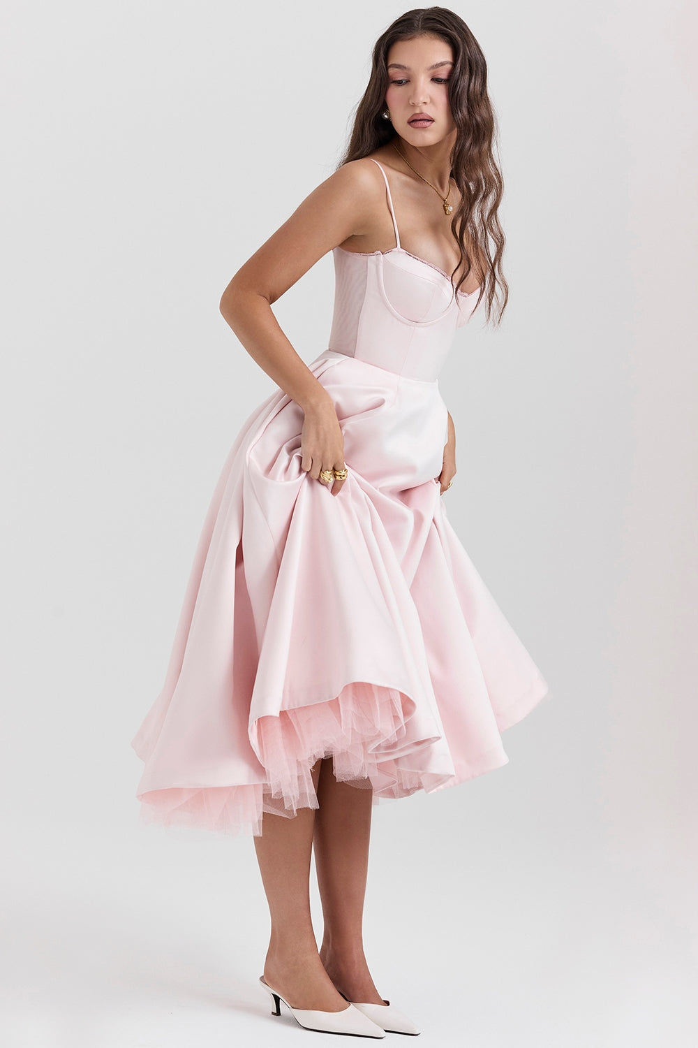 Classic Vintage Dress with a Flattering Fit