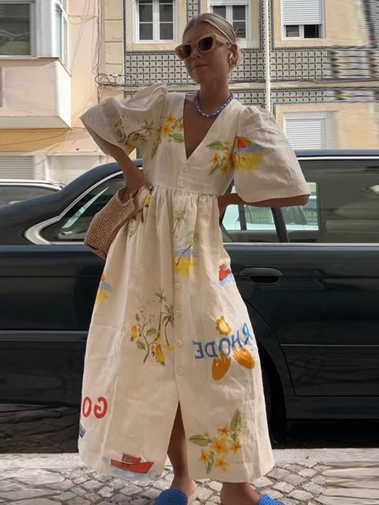Well Tailored Dress with a Graceful Silhouette