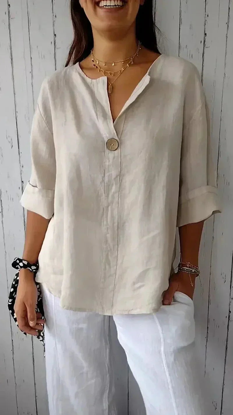 Sophisticated Blouse with a Clean Classic Look