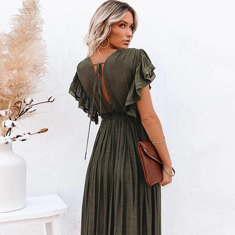 Effortlessly Elegant Dress with a Timeless Design