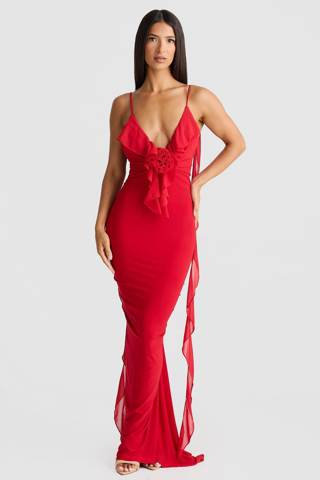 Beautifully Finished Dress in a Timeless Design