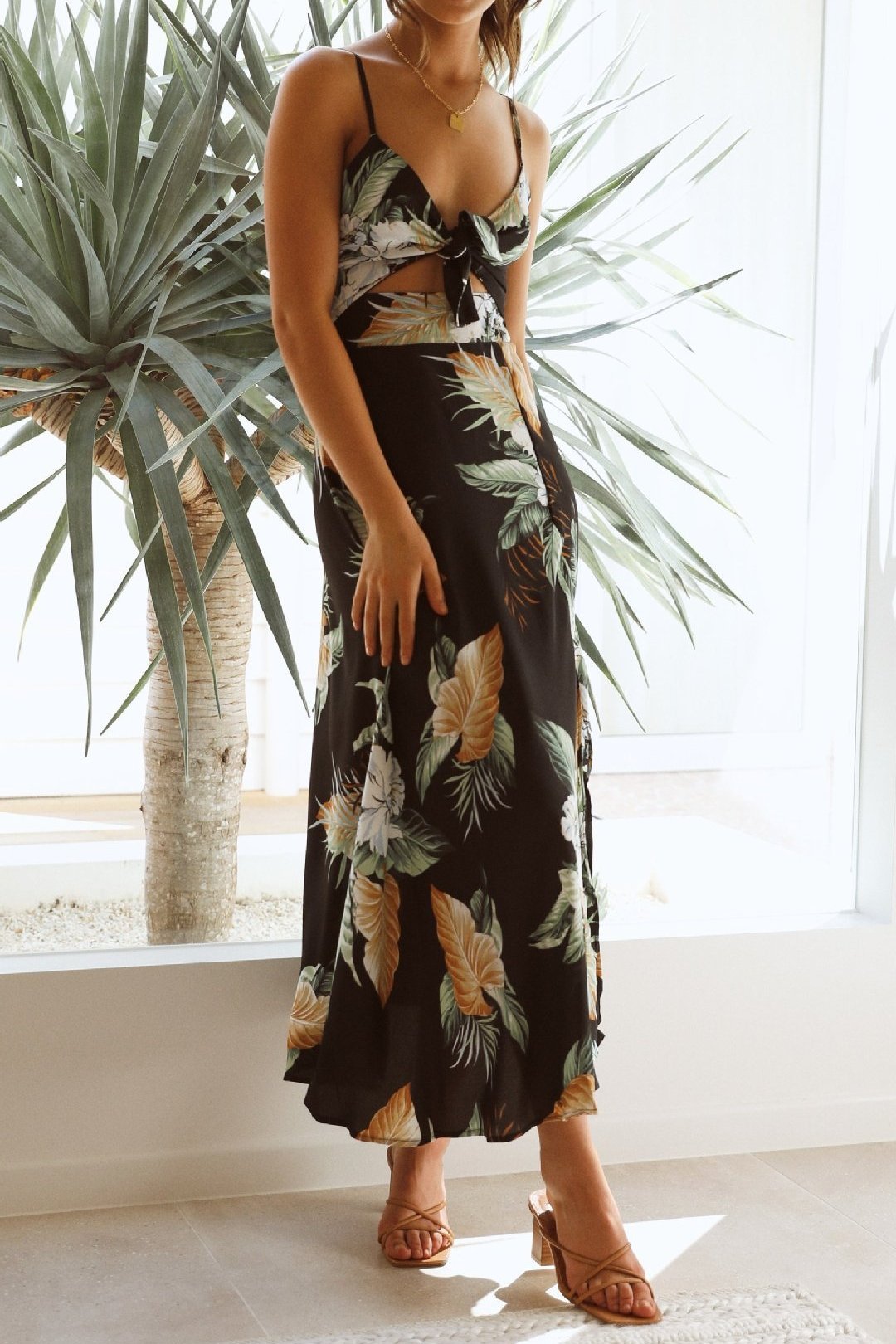 Classic Vintage & Enduringly Stylish Dress