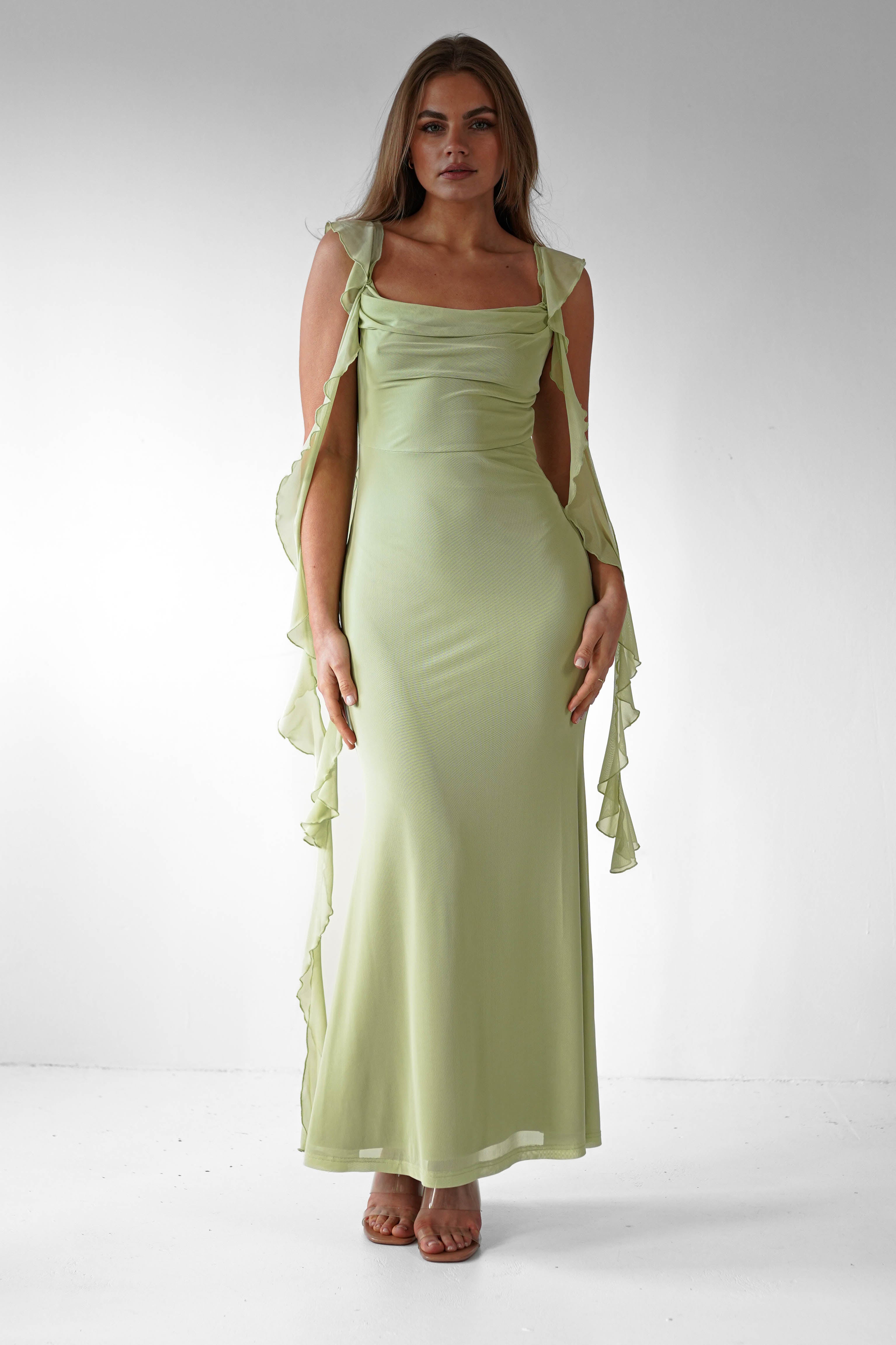 Beautifully Finished Dress in a Timeless Design