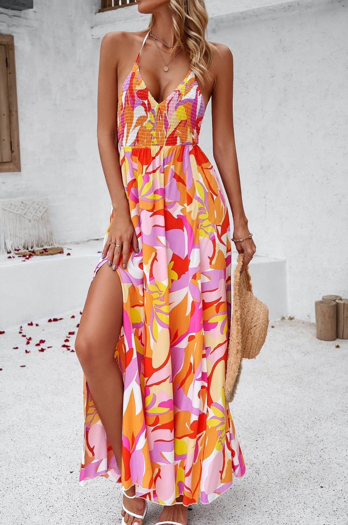Beautifully Crafted Dress in a Classic Style