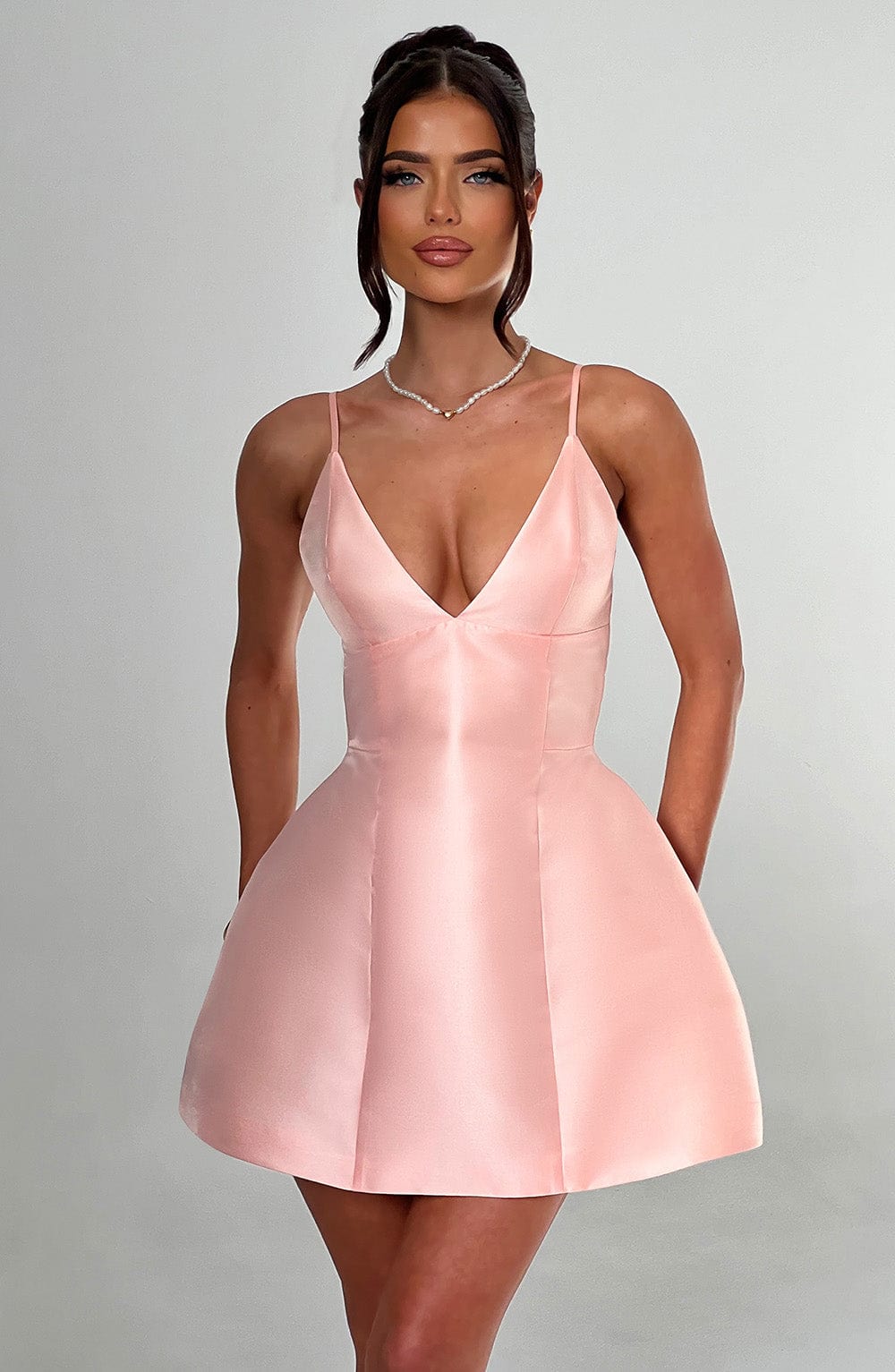 Sophisticated Dress with a Clean Classic Look