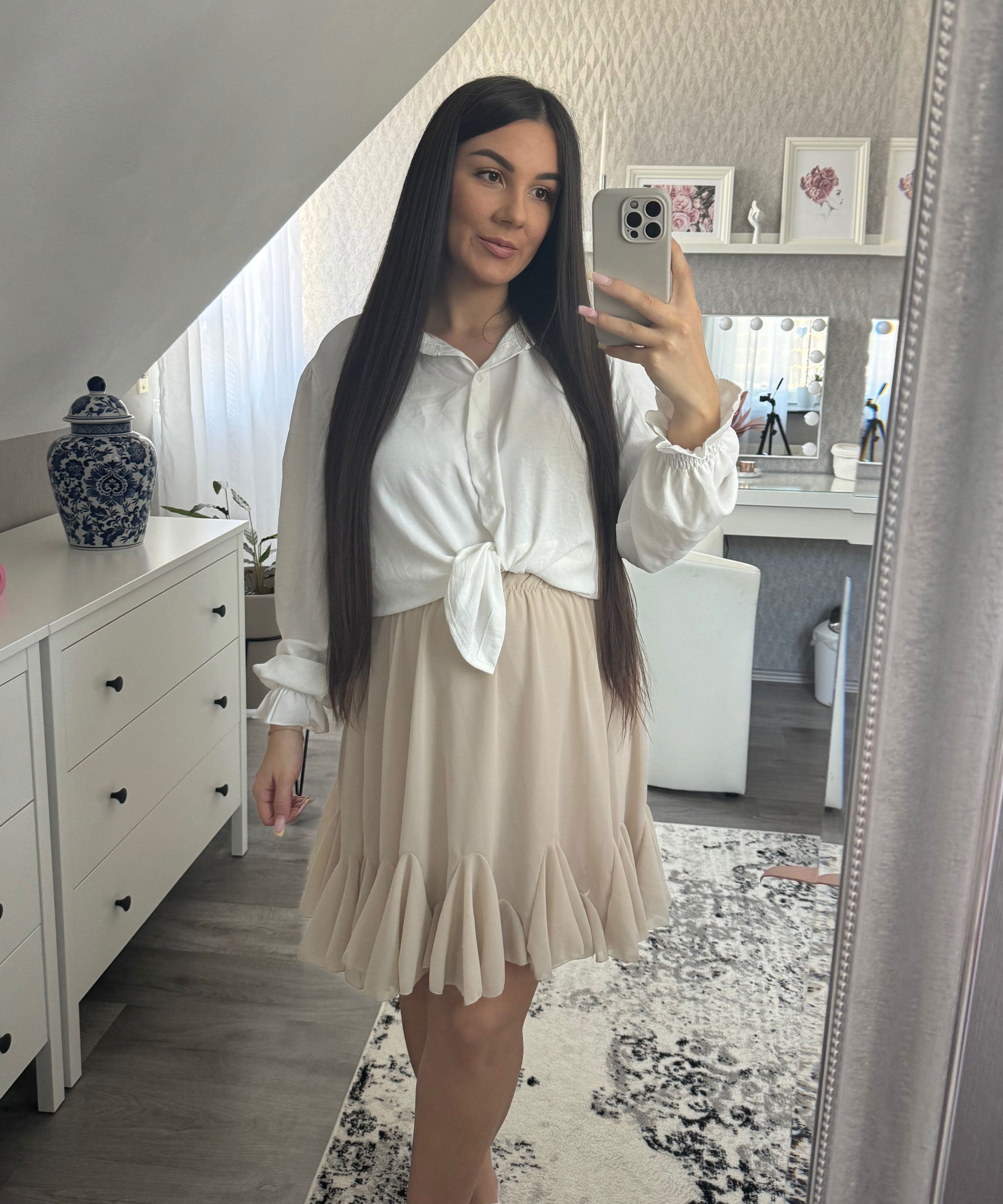 Elegantly Styled Blouse for Everyday Wear
