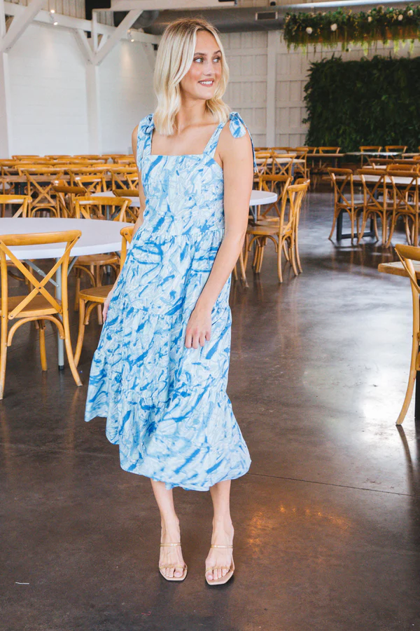 Sophisticated Dress with a Clean Classic Look