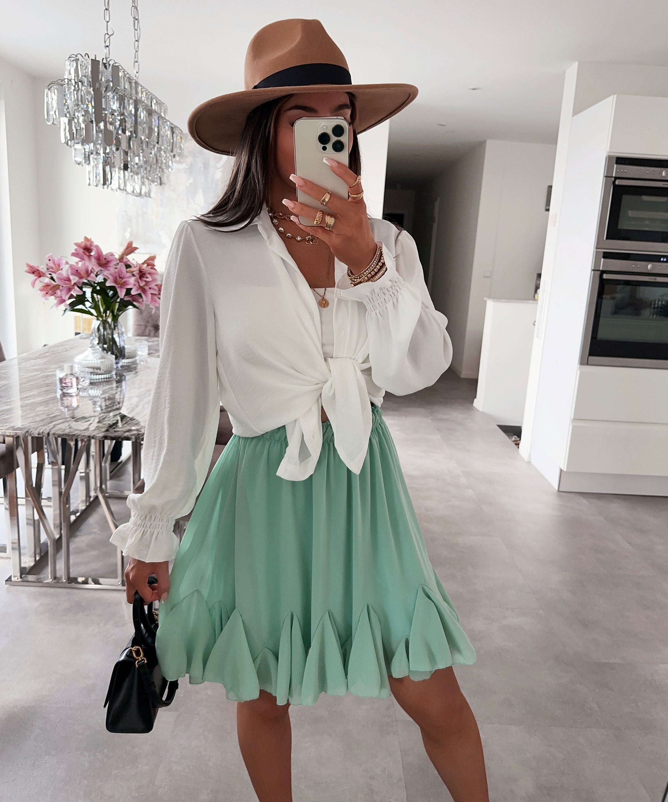Elegantly Styled Blouse for Everyday Wear