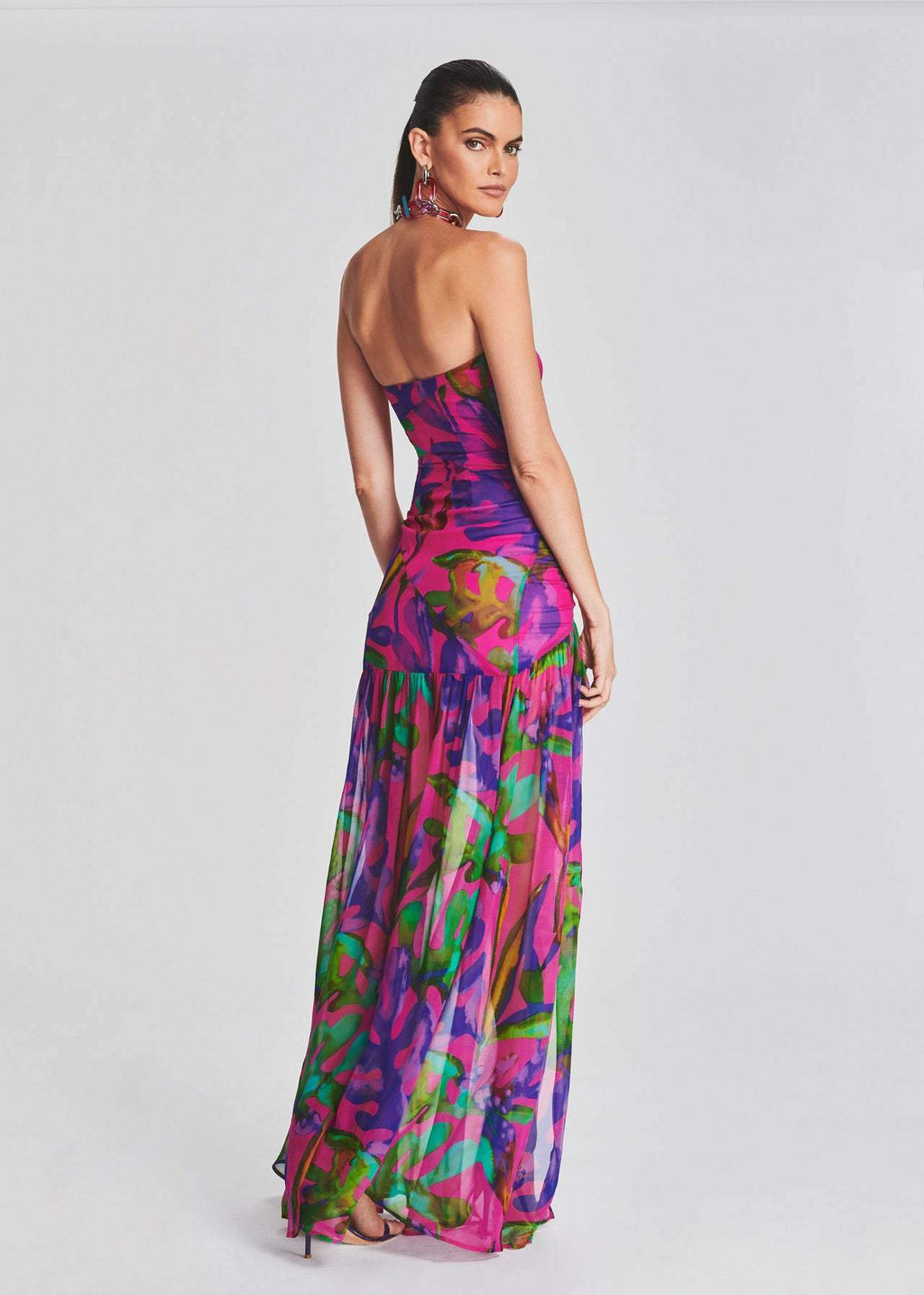 Classic Vintage & Enduringly Stylish Dress