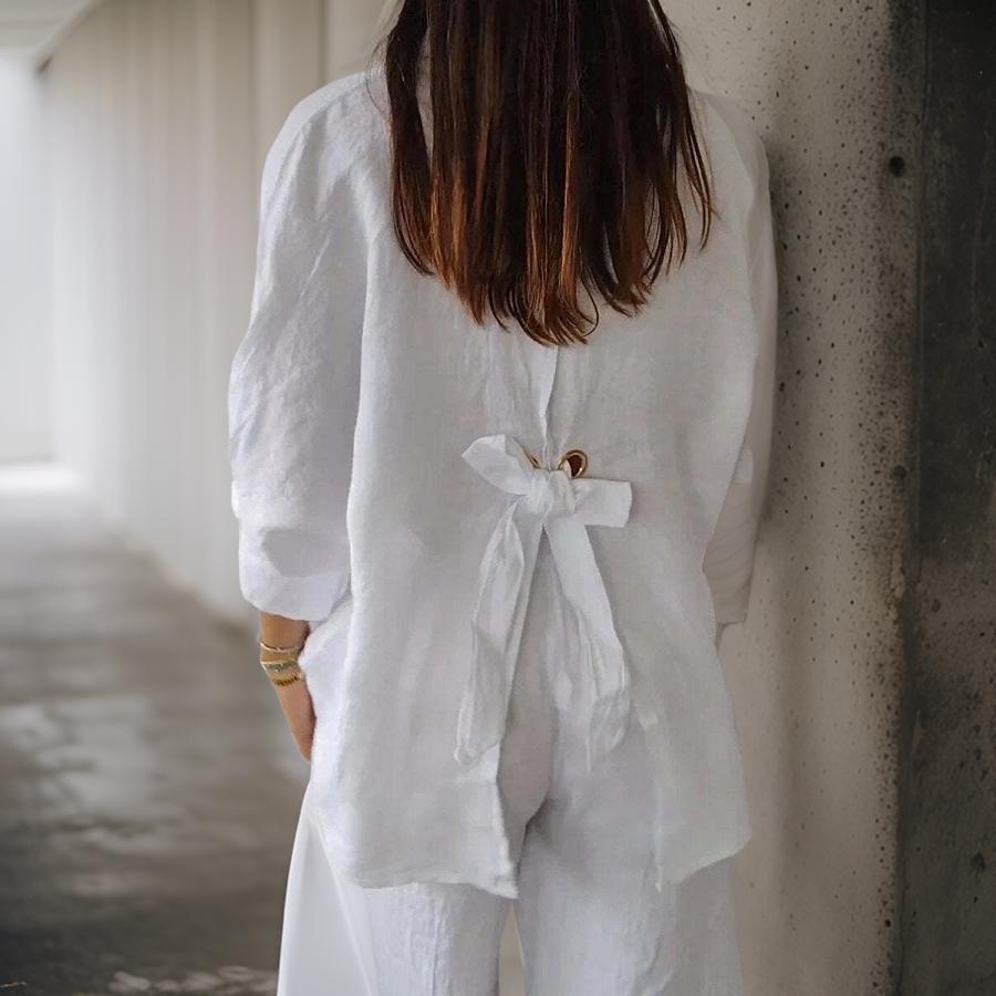 Well Tailored Blouse with a Graceful Silhouette