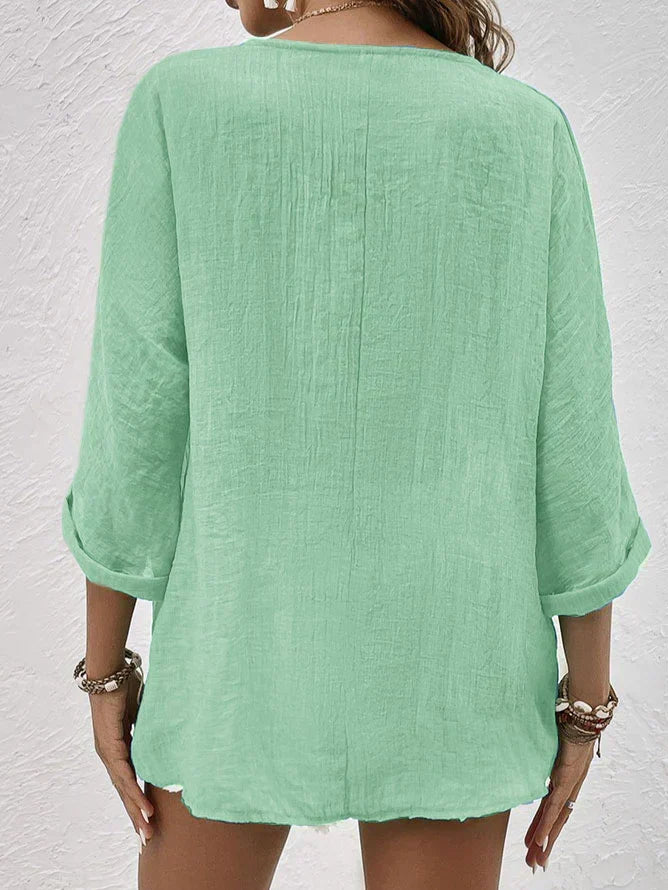 Effortlessly Elegant Shirt with a Timeless Design