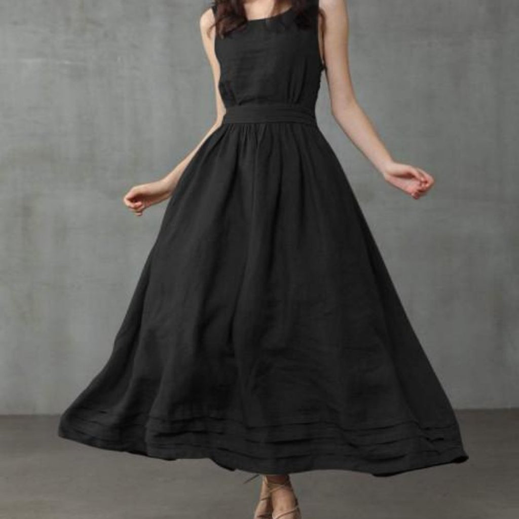 Classic Vintage & Enduringly Stylish Dress