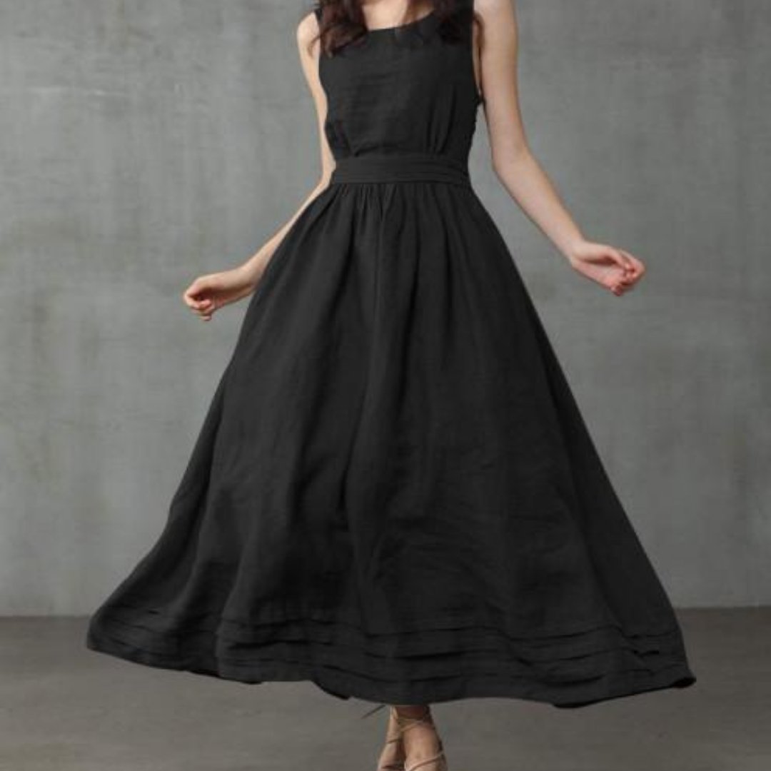 Classic Vintage & Enduringly Stylish Dress