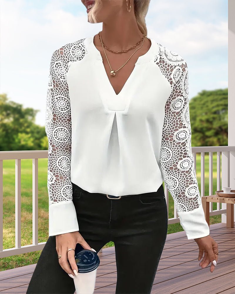 Sophisticated Blouse with a Clean Classic Look