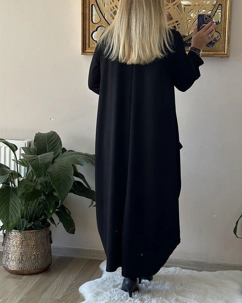 Effortlessly Elegant Dress with a Timeless Design