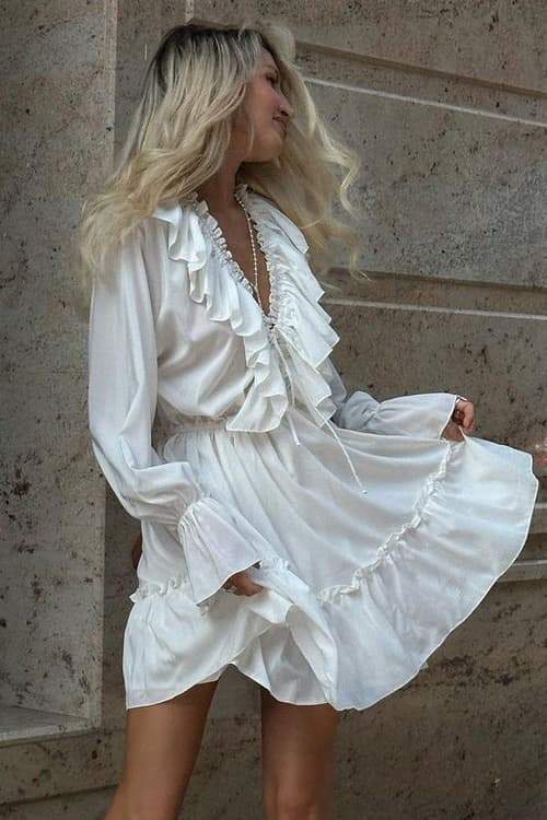 Gracefully Styled Dress for Any Occasion