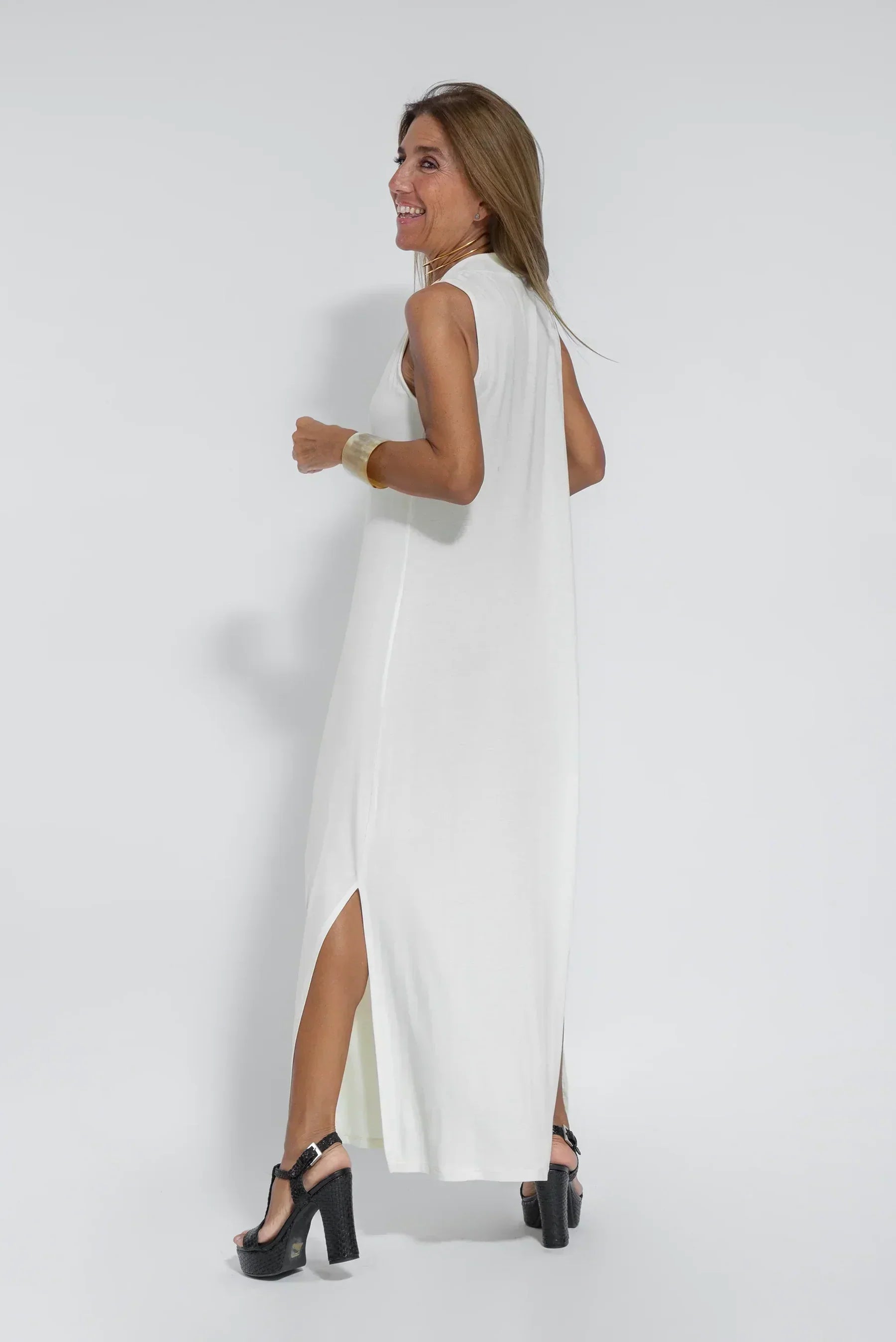 Sophisticated Dress with a Clean Classic Look