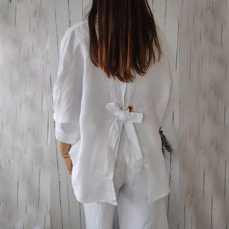 Sophisticated Blouse with a Clean Classic Look
