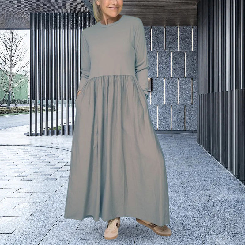 Effortlessly Elegant Dress with a Timeless Design
