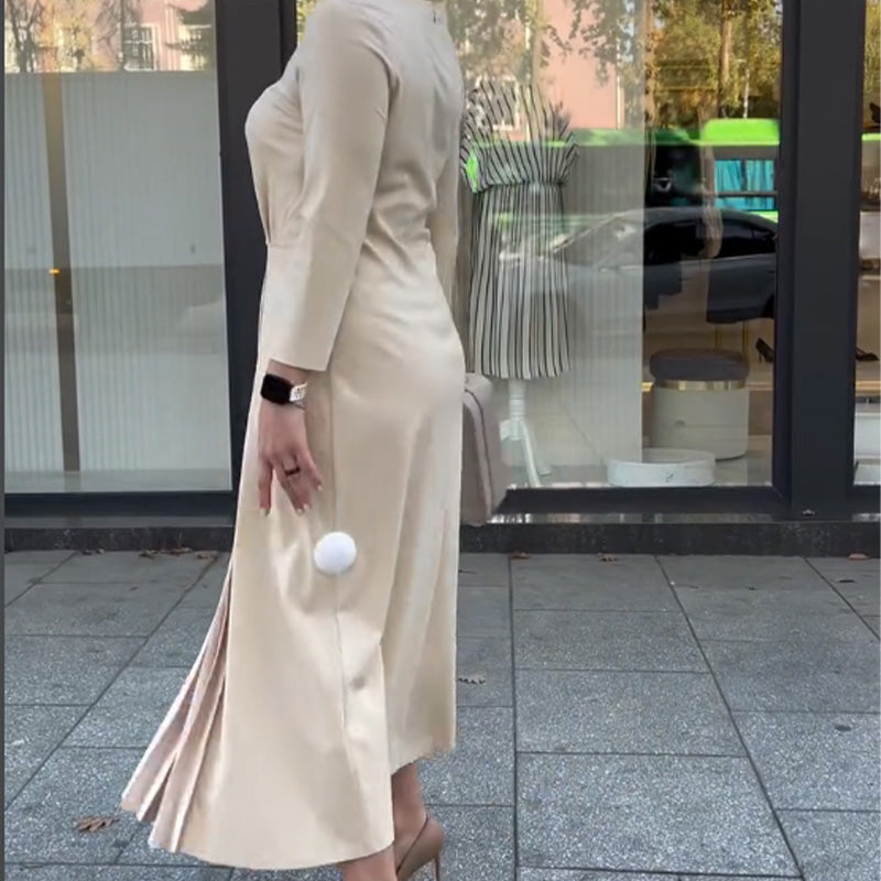 Sophisticated Dress with a Clean Classic Look