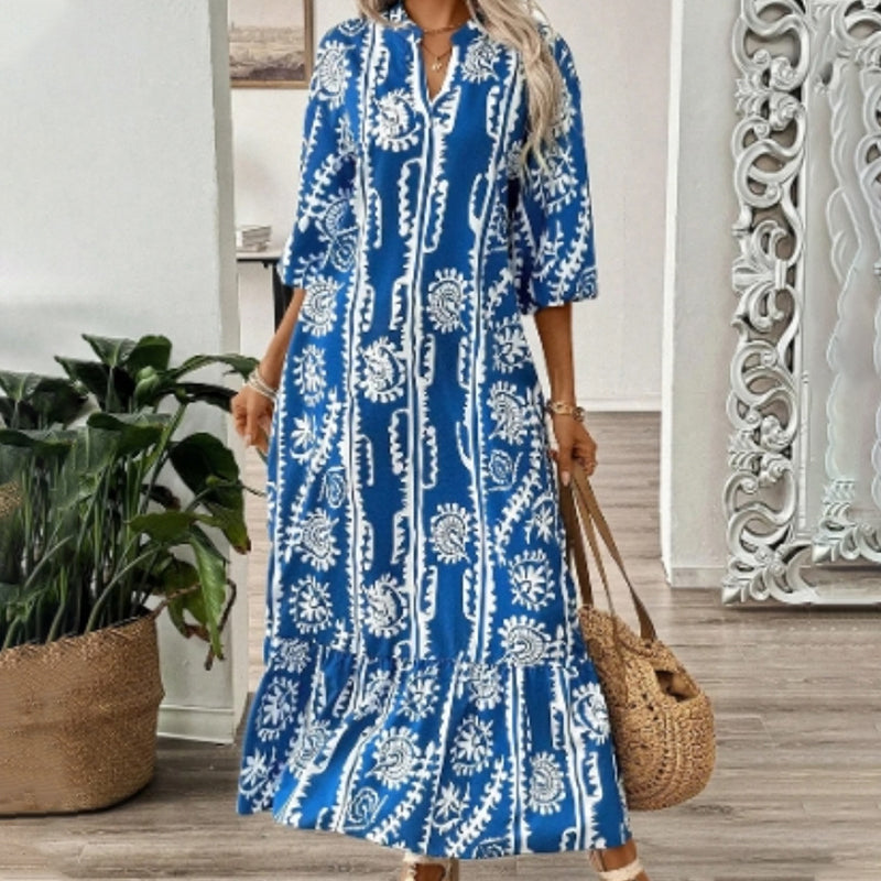 Classic Vintage Dress with a Flattering Fit