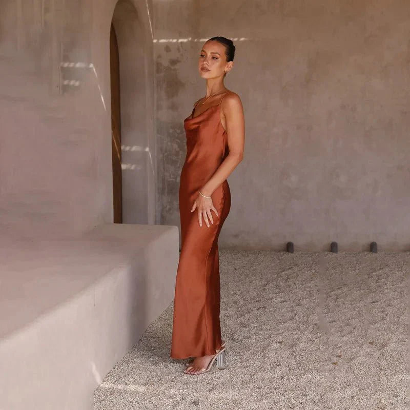 Sophisticated Dress with a Clean Classic Look