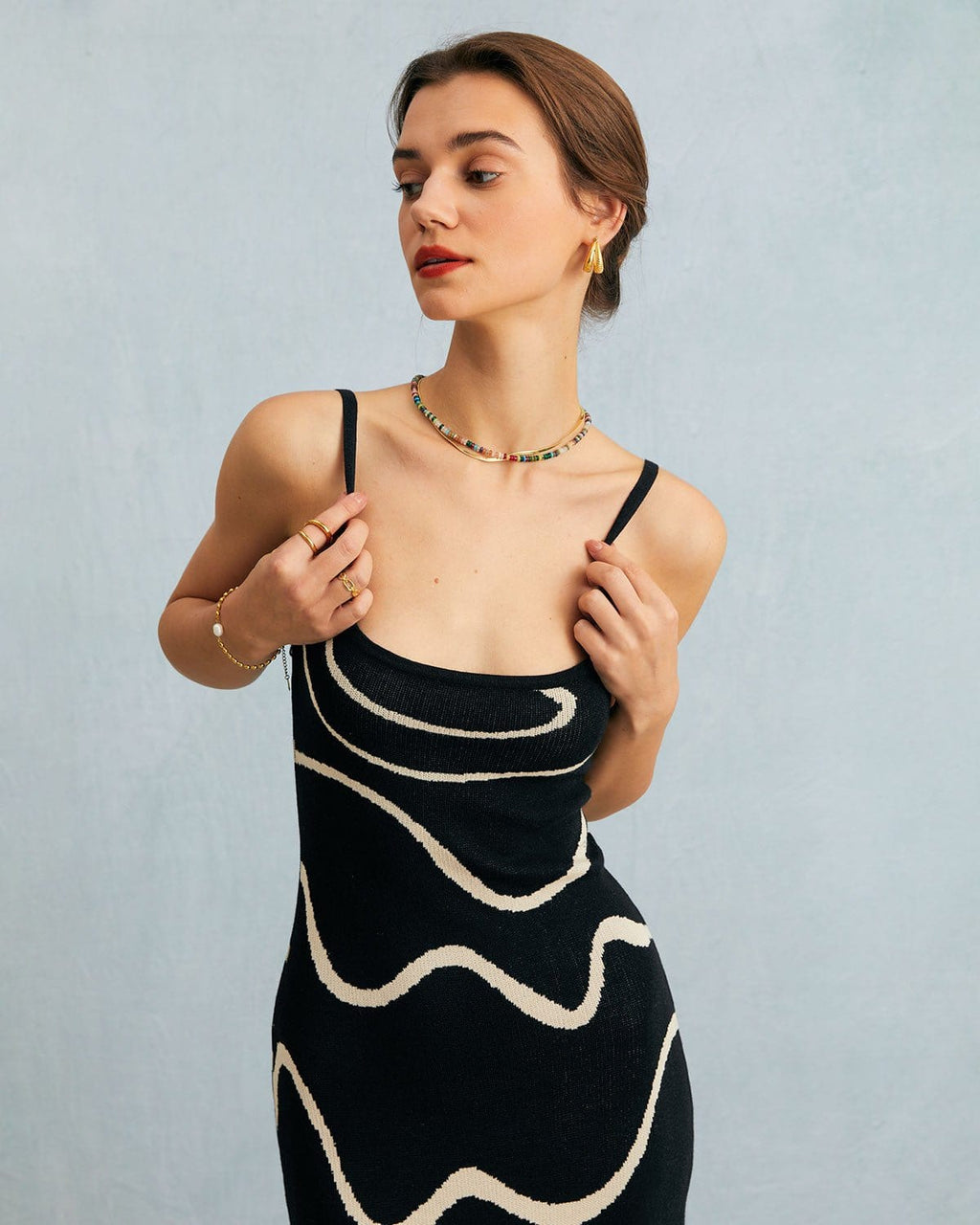 Classic Vintage Dress with a Flattering Fit