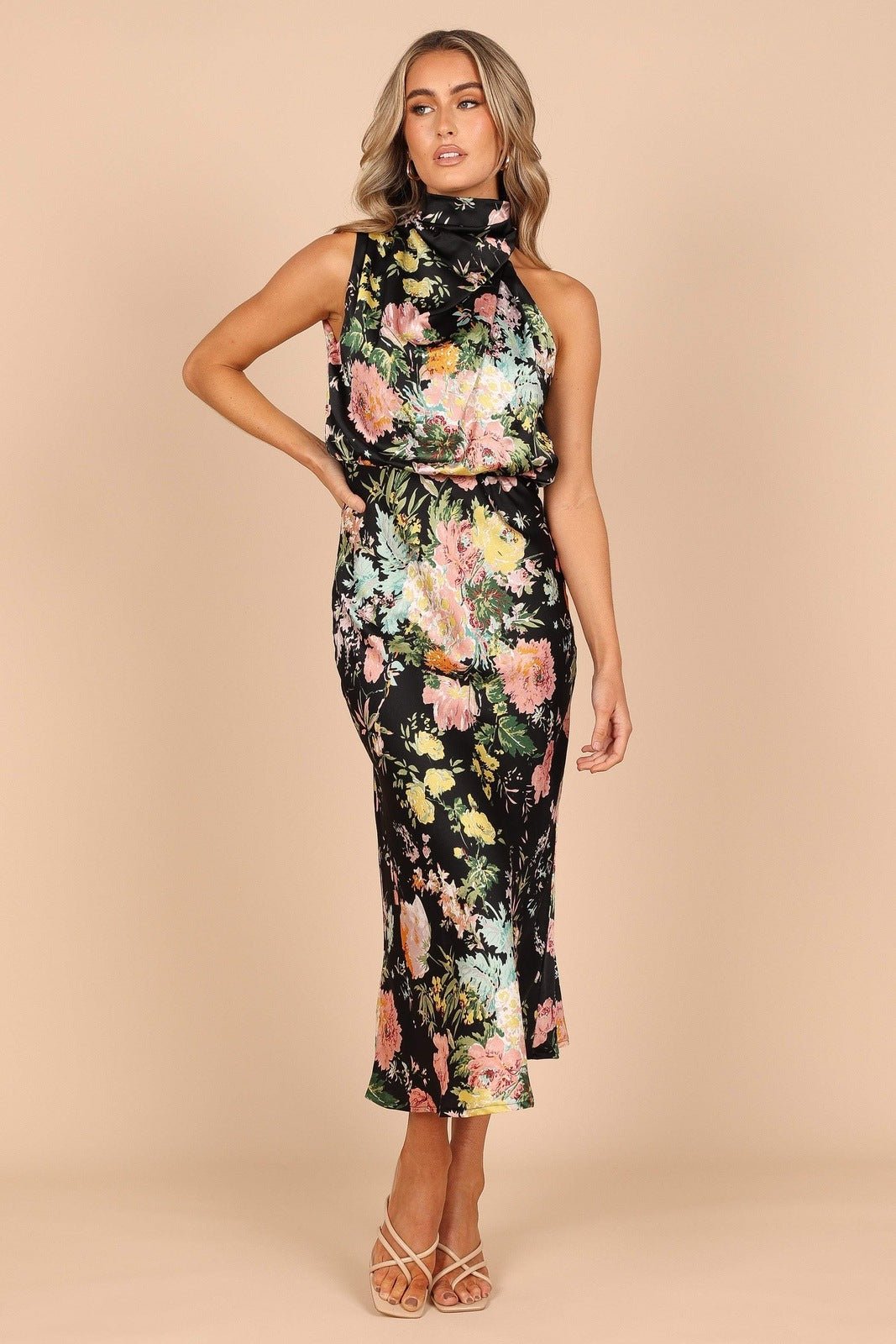 Classic Vintage & Enduringly Stylish Dress