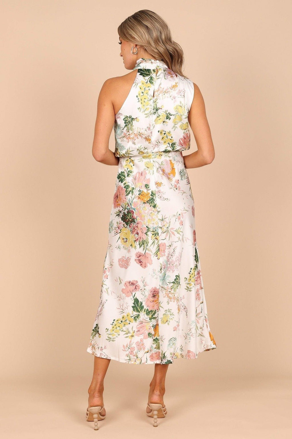Classic Vintage & Enduringly Stylish Dress
