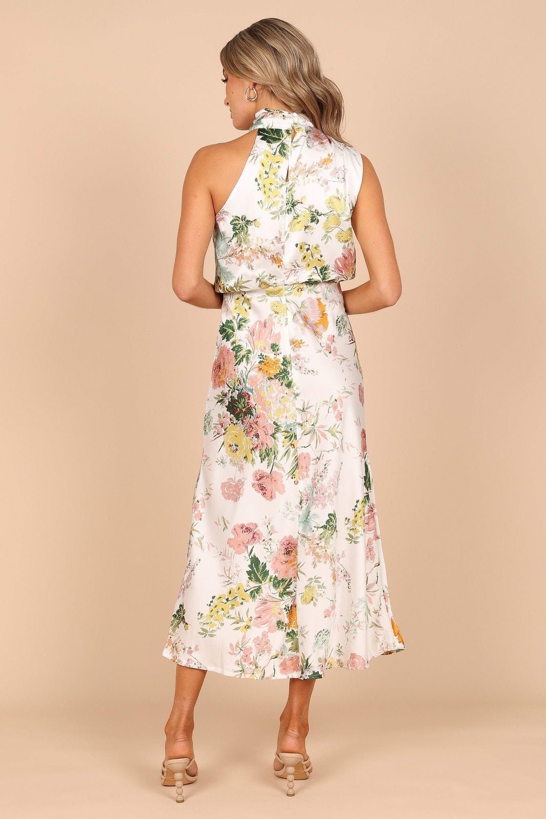 Classic Vintage & Enduringly Stylish Dress