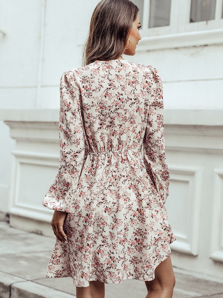 Classic Vintage & Enduringly Stylish Dress