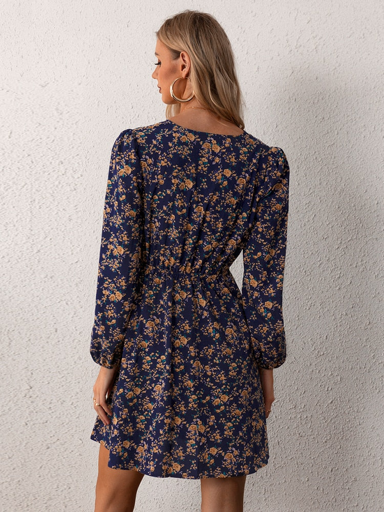 Classic Vintage & Enduringly Stylish Dress