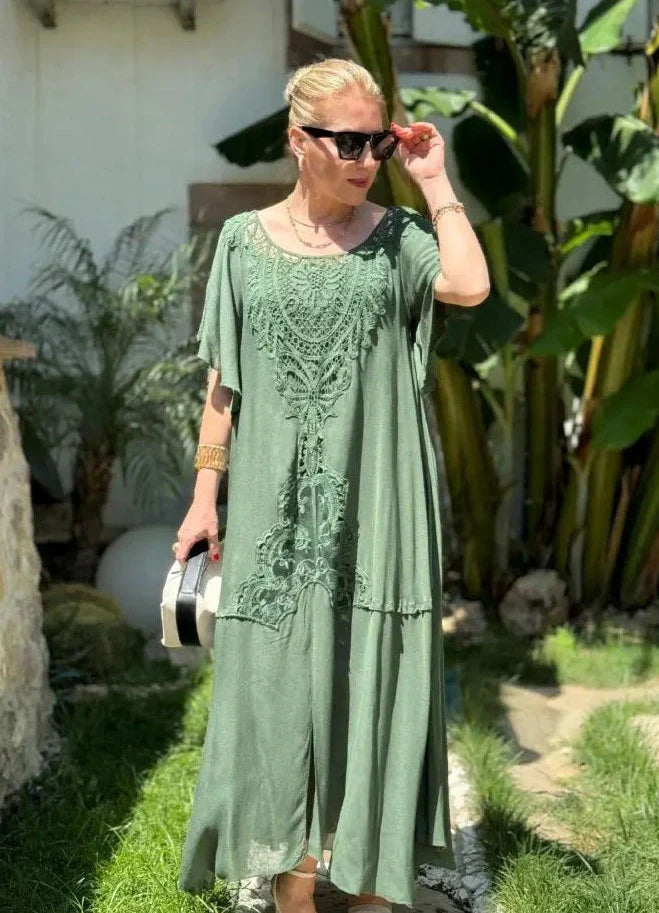 Polished Dress with an Effortless Classic Look