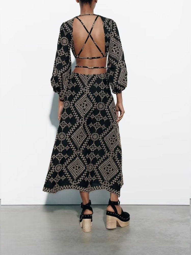 Sophisticated Dress with a Clean Classic Look