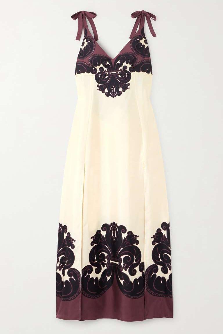 Gracefully Styled Dress for Any Occasion