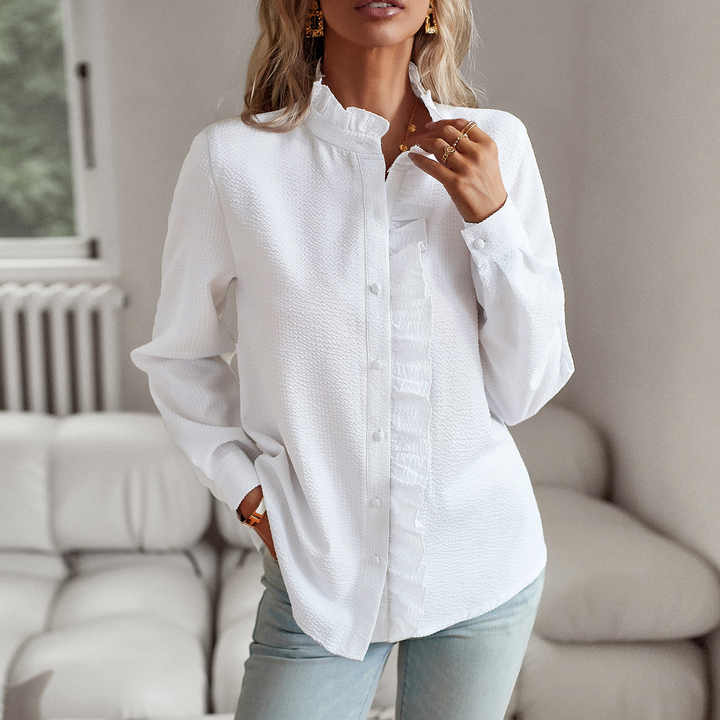 Sophisticated Blouse with a Clean Classic Look